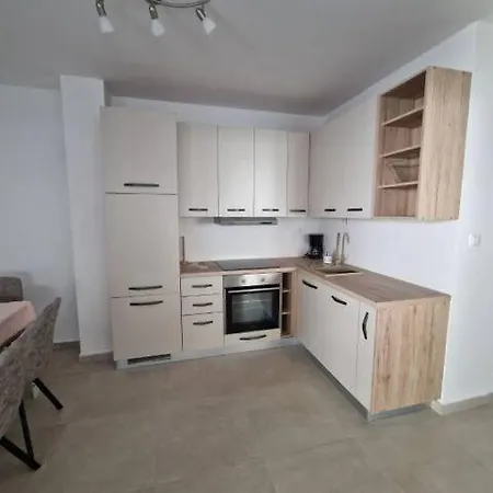 Апартаменты Emily2 *